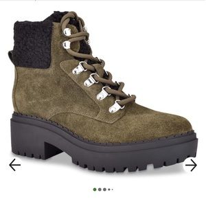 New Marc Fisher Leigan olive green suede Booties size 6